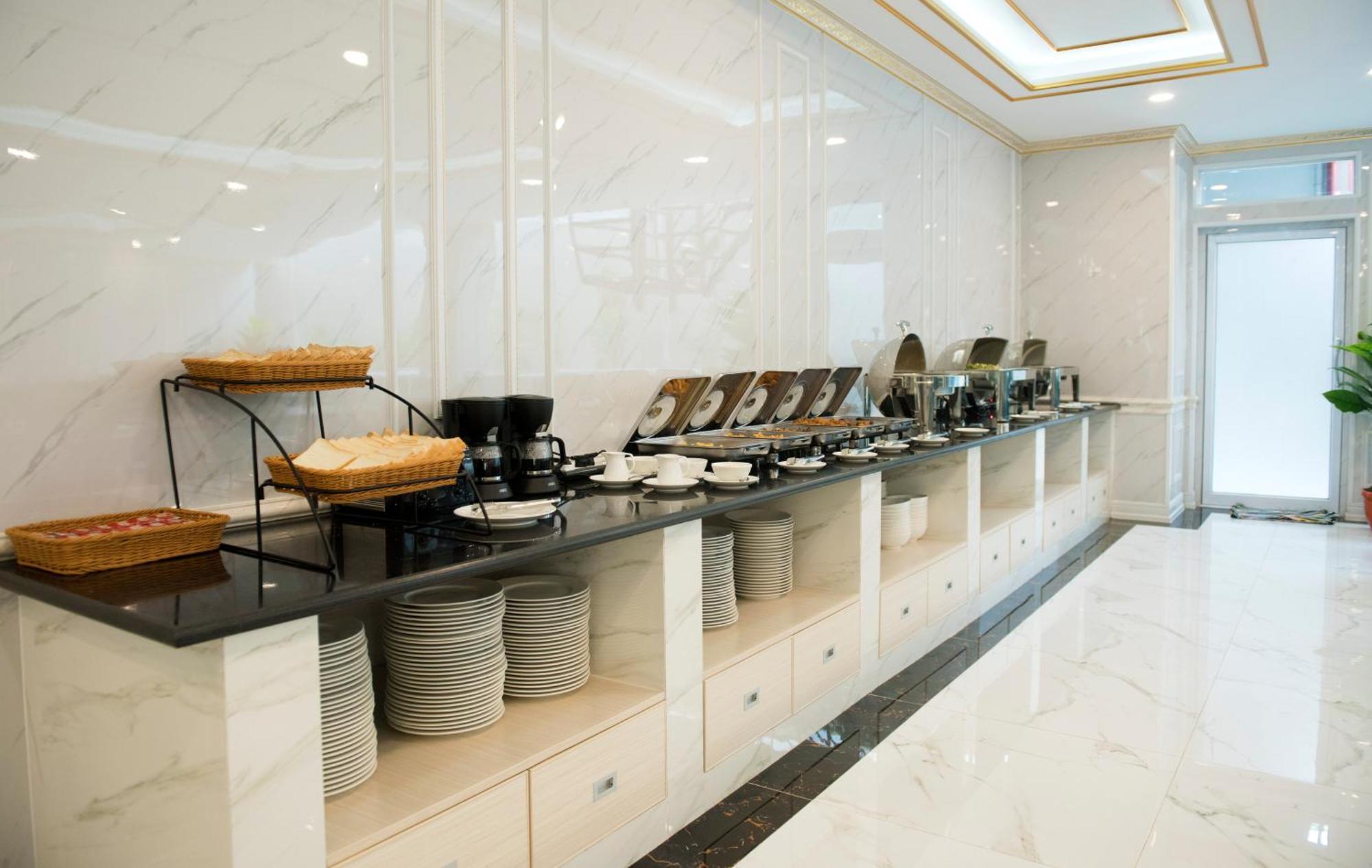 Urbanite Hotel Виентиане Екстериор снимка