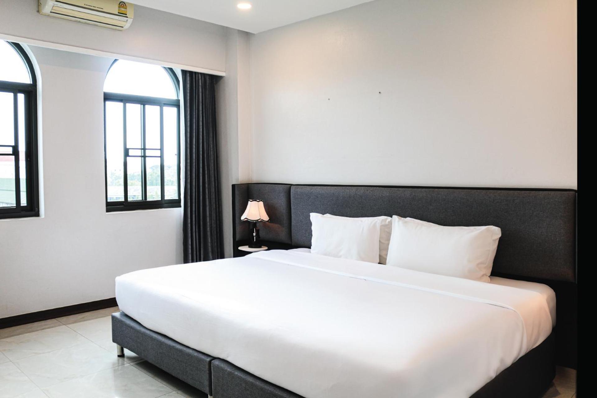 Urbanite Hotel Виентиане Екстериор снимка